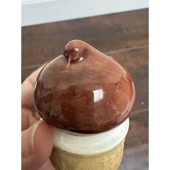 Tastee-Freez Salt & Pepper Shakers Rare Vintage Mid Century Ice Cream Cone Decor - Picture 5 of 8